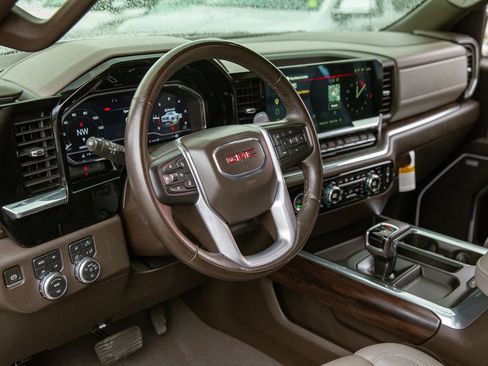 Used 2023 GMC Sierra 1500 SLT w/ SLT Premium Package image 10