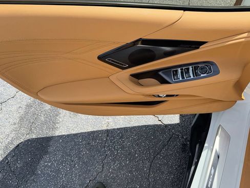 Used 2024 Chevrolet Corvette Z06 RWD image 15
