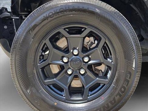 Used 2023 Jeep Wrangler Unlimited AWD/4WD image 22
