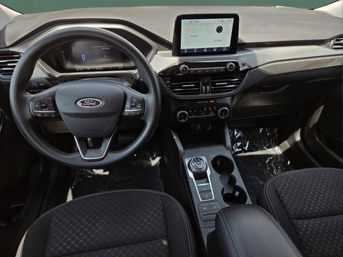Used 2025 Ford Escape Active AWD/4WD image 9