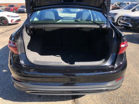 Used 2024 Volkswagen Jetta S image 35