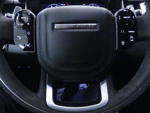 Used 2020 Land Rover Range Rover Sport HST image 16