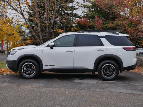Certified 2025 Nissan Pathfinder Rock Creek image 17
