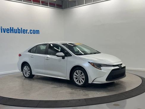 Used 2024 Toyota Corolla LE w/ LE Convenience Package image 5