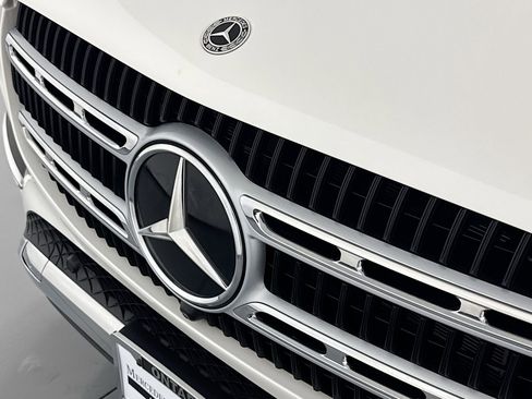 Certified 2025 Mercedes-Benz GLE 350 4MATIC image 13