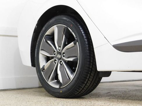 Used 2018 Hyundai Ioniq Limited FWD image 98