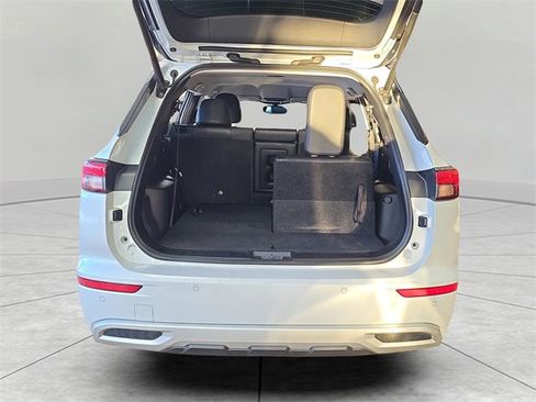 Used 2023 Mitsubishi Outlander SEL 40th Anniversary image 29