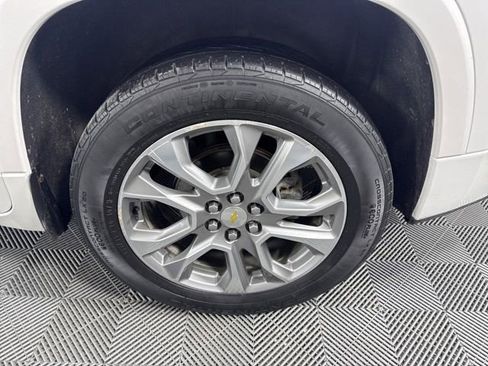 Used 2019 Chevrolet Traverse Premier image 11