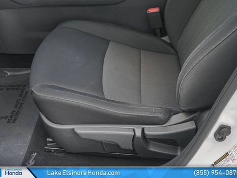 Used 2024 Nissan Sentra SV FWD image 16