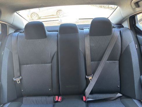 Used 2025 Nissan Versa SV FWD image 38