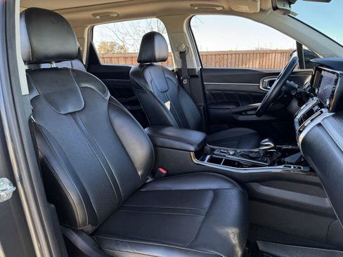 Used 2021 Kia Sorento SX image 33