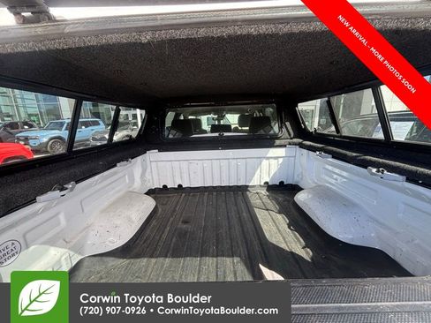 Used 2019 Toyota Tundra Limited AWD/4WD image 9