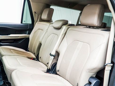 Used 2024 Ford Expedition Max Limited image 36
