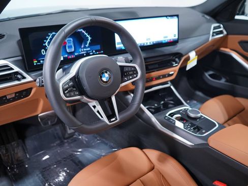 Used 2026 BMW 330i Sedan w/ M Sport Package RWD image 6