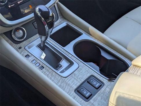 Used 2023 Nissan Murano SV image 19