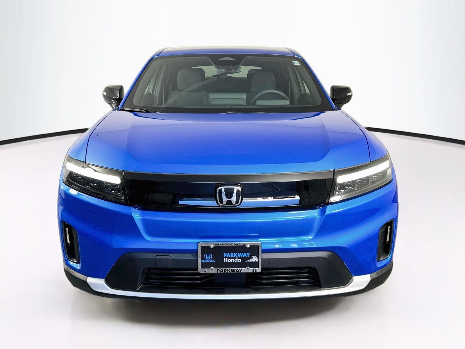 Used 2024 Honda Prologue EX image 2