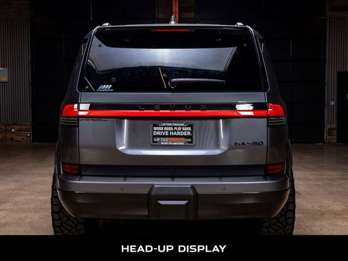 Used 2025 Lexus GX 550 image 8