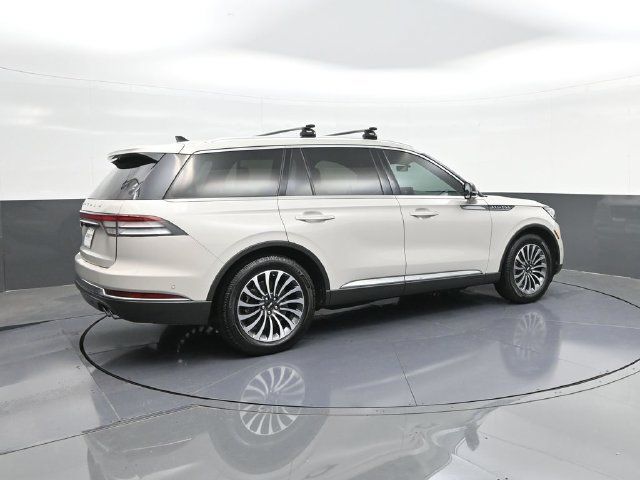 Used 2023 Lincoln Aviator Reserve w/ Equipment Group 201A RWD image 15