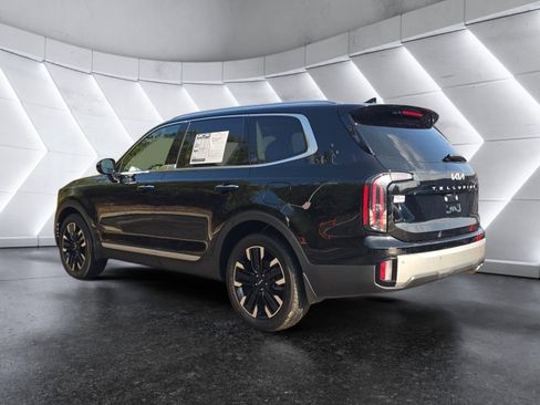Used 2024 Kia Telluride SX Prestige image 3