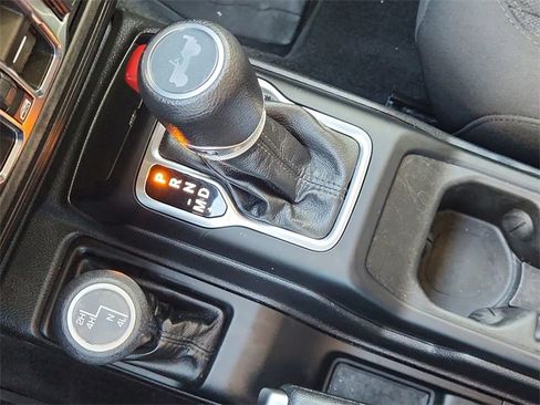 Used 2023 Jeep Wrangler Sport S image 16