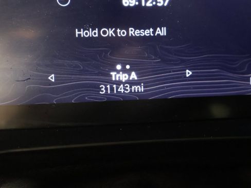 Used 2024 Jeep Grand Cherokee Altitude image 38