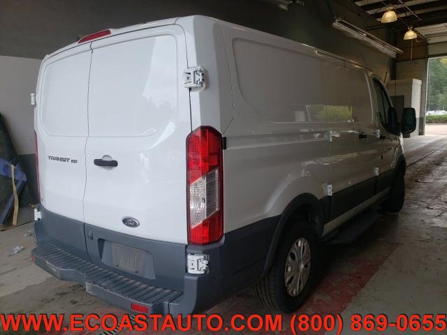 Used 2017 Ford Transit 150 130 Low Roof w/ Exterior Upgrade Package RWD image 4