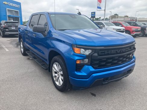 Used 2023 Chevrolet Silverado 1500 Custom RWD image 1
