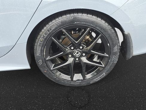 Used 2023 Honda Civic Sport image 31