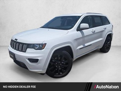 Used 2022 Jeep Grand Cherokee Laredo X RWD image 1