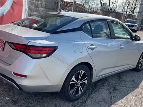 Used 2022 Nissan Sentra SV w/ Trunk Package image 21