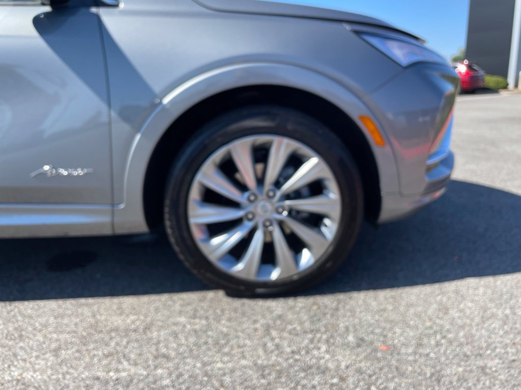 Used 2024 Buick Envista Avenir FWD image 32