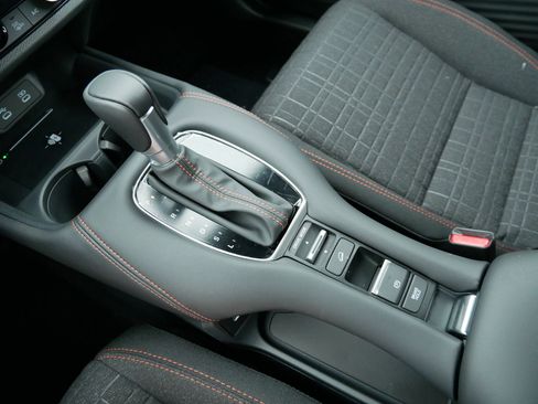 New 2026 Honda HR-V Sport image 9