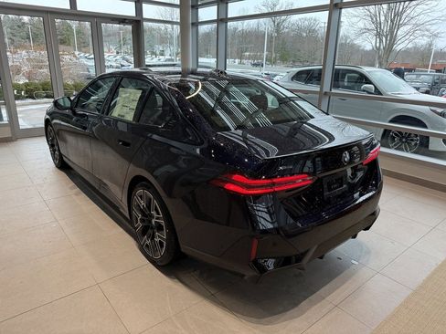 New 2026 BMW 530i xDrive w/ M Sport Package image 4