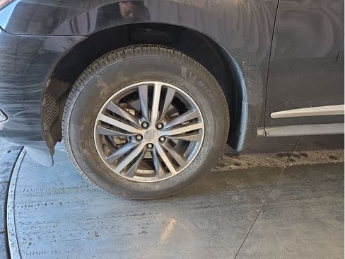 Used 2020 INFINITI QX60 Luxe w/ Essential Package image 3