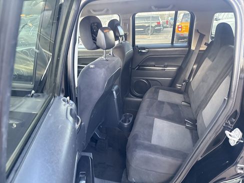 Used 2015 Jeep Patriot Sport w/ Power Value Group image 18