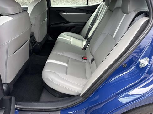 Used 2025 Toyota Camry SE FWD image 28