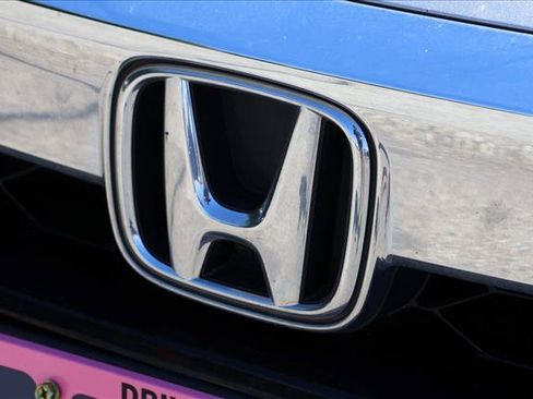 Used 2018 Honda Accord Touring image 12