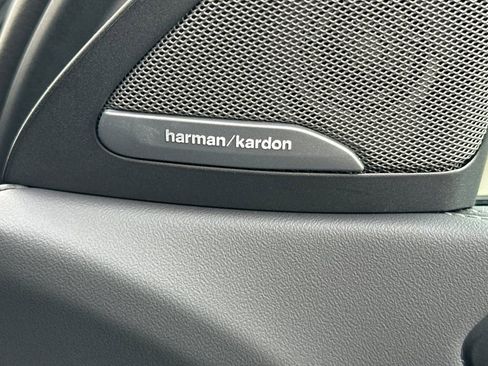 New 2026 BMW X6 xDrive40i w/ Climate Comfort Package image 20