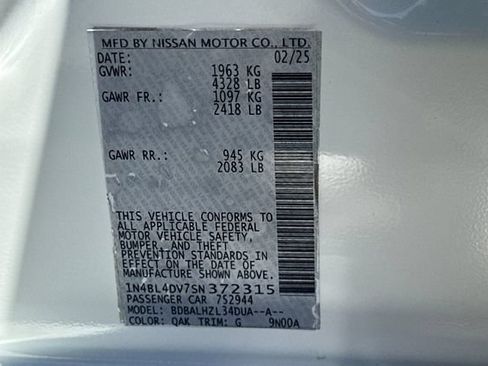Used 2025 Nissan Altima 2.5 SV FWD image 31