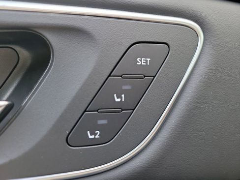 New 2026 Nissan Rogue Platinum image 25