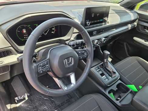 Certified 2025 Honda CR-V Sport image 12