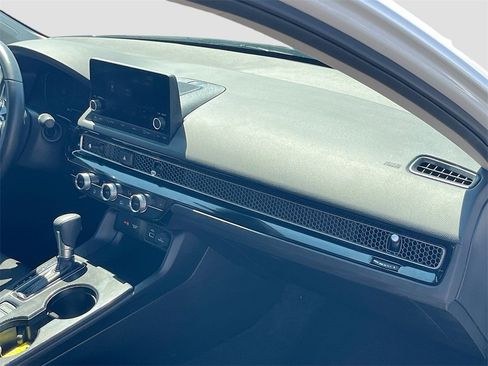 Used 2024 Honda Civic EX image 28