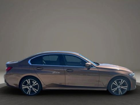 Used 2019 BMW 330i xDrive Sedan w/ Premium Package image 8