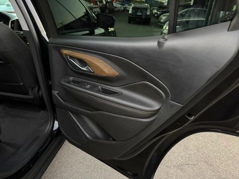 Used 2018 GMC Terrain SLE FWD image 22
