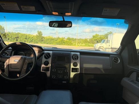 Used 2014 Ford F150 XLT w/ Equipment Group 302A Luxury RWD image 15
