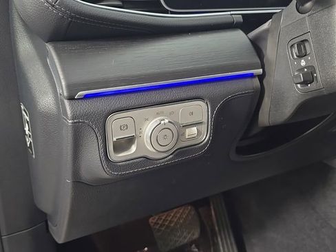 Certified 2023 Mercedes-Benz GLE 450 4MATIC image 18