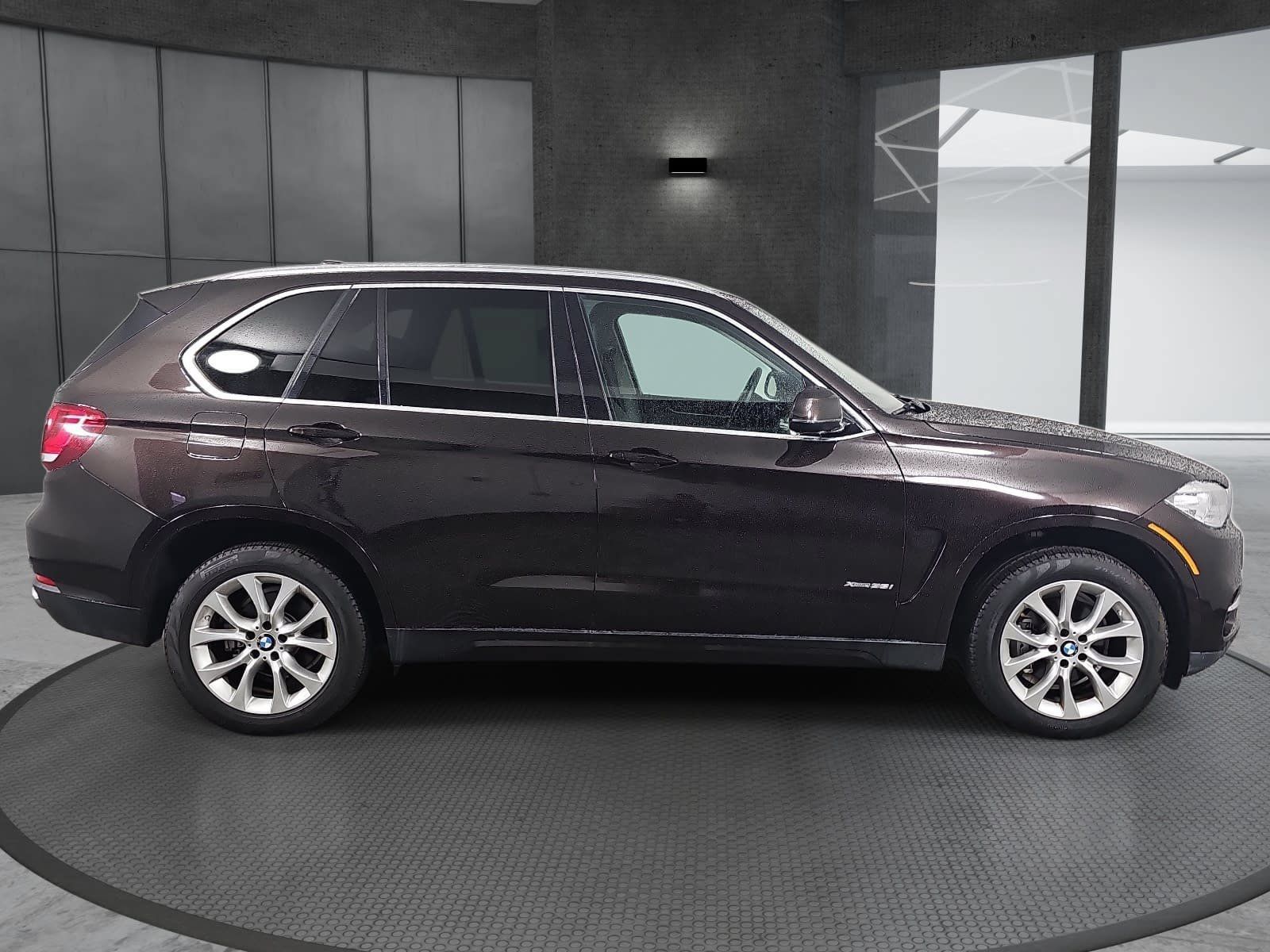 Used 2015 BMW X5 xDrive35i AWD/4WD image 4