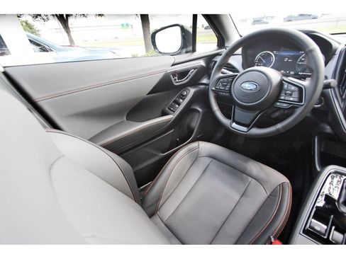 New 2026 Subaru Crosstrek 2.5i Limited AWD/4WD image 6