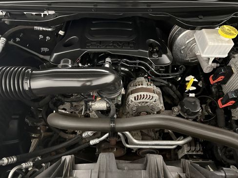 Used 2019 RAM 1500 Big Horn AWD/4WD image 23
