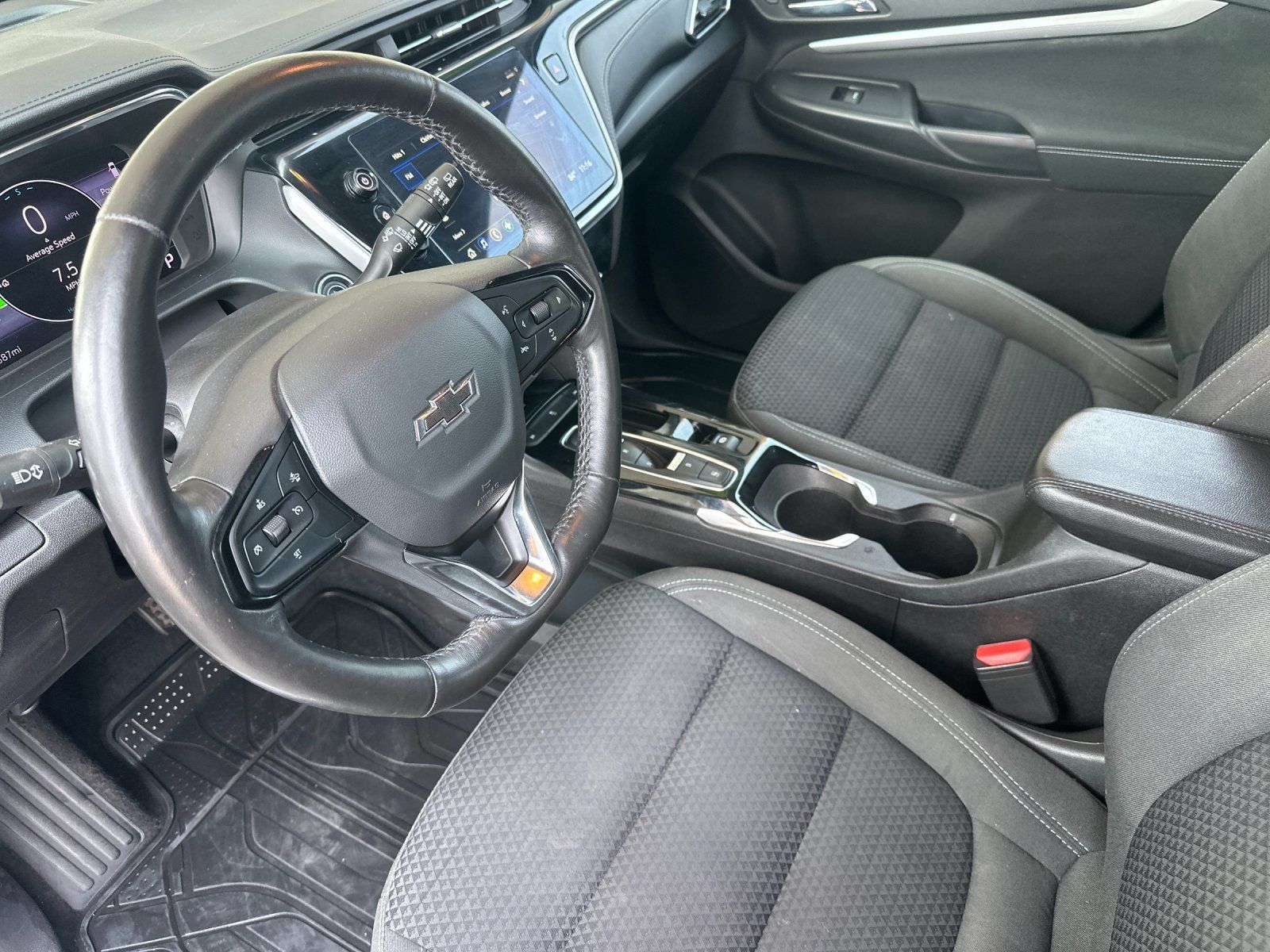 Used 2023 Chevrolet Bolt EUV LT w/ Comfort Package FWD image 10